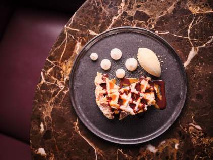 Biographie Restaurant La Pyramide