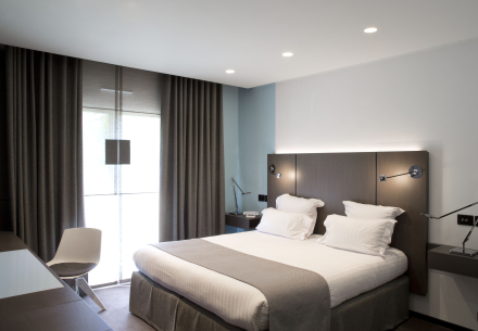 room 02